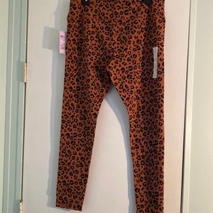 NWT Wild Fable Leopard Print Leggings